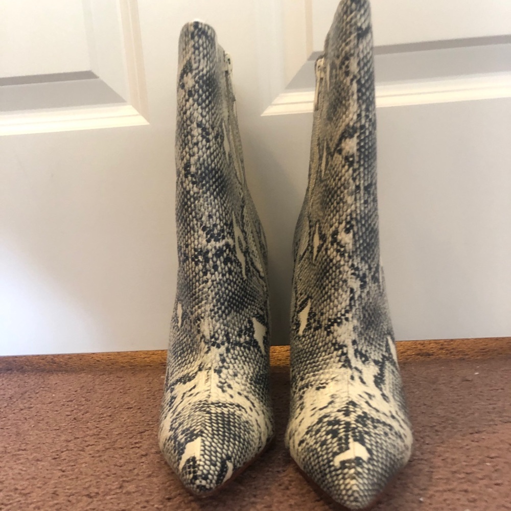 Booties - Picture 4 of 6